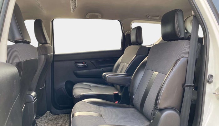 2021 Maruti XL6 ZETA MT, Petrol, Manual, 54,400 km, Right Side Rear Door Cabin