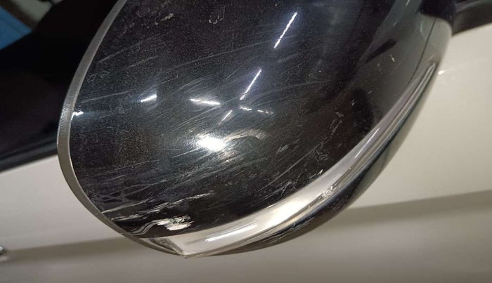 2021 Maruti XL6 ZETA MT, Petrol, Manual, 54,400 km, Right rear-view mirror - Minor scratches