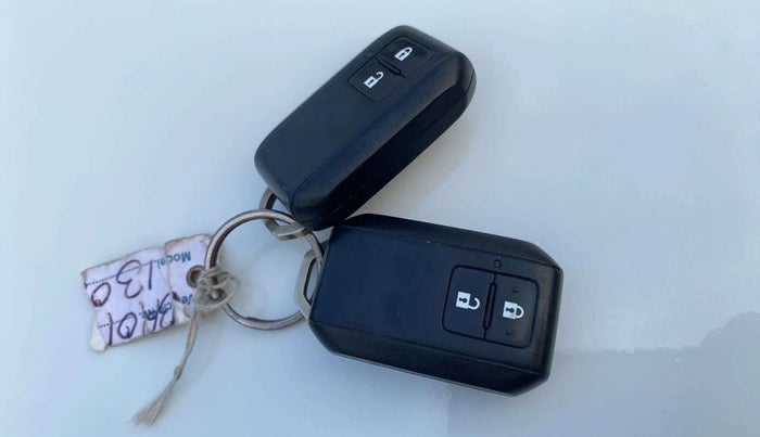 2021 Maruti XL6 ZETA MT, Petrol, Manual, 54,400 km, Key Close Up