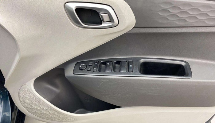 2020 Hyundai GRAND I10 NIOS SPORTZ 1.2 KAPPA VTVT, Petrol, Manual, 40,628 km, Driver Side Door Panels Control