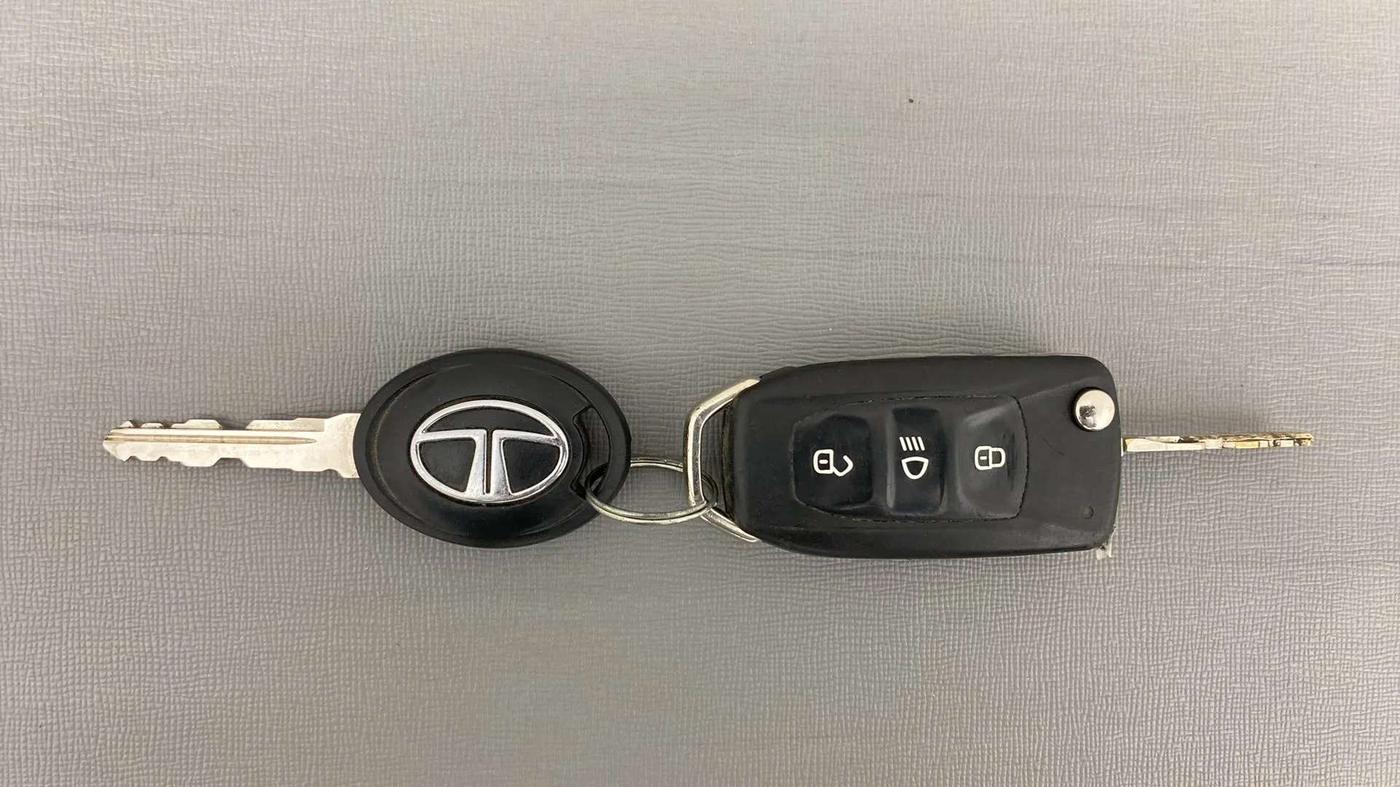 2019 Tata Tiago XZ PETROL, Petrol, Manual, 72,223 km, Key Close Up