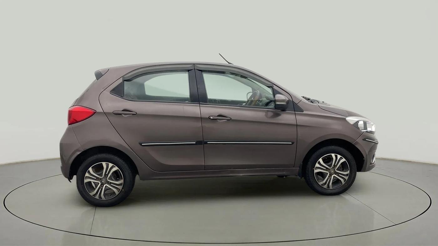 2019 Tata Tiago XZ PETROL, Petrol, Manual, 72,223 km, Right Side View