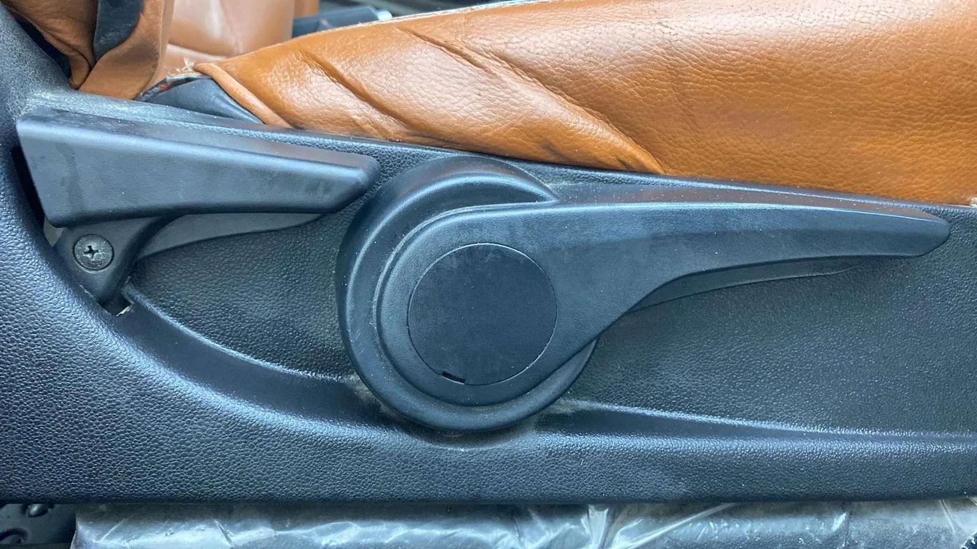 2019 Tata Tiago XZ PETROL, Petrol, Manual, 72,223 km, Driver Side Adjustment Panel