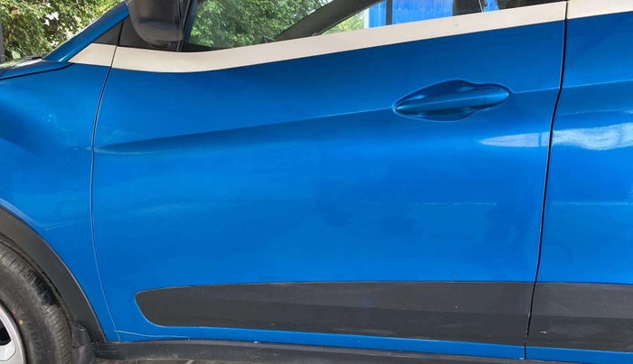 2018 Tata NEXON XZ DIESEL, Diesel, Manual, 1,00,312 km, Front passenger door - Minor scratches