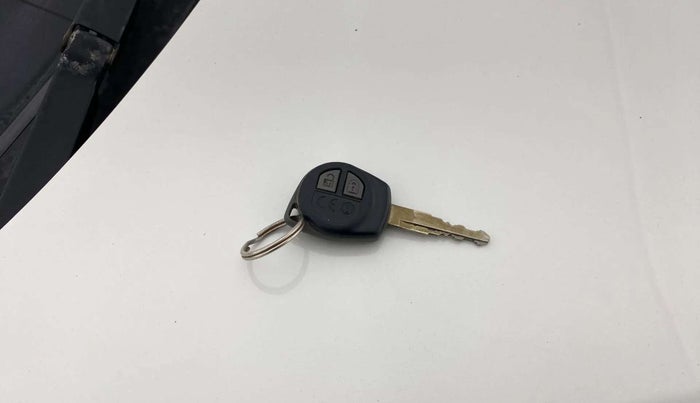 2019 Maruti Ertiga VXI SHVS, Petrol, Manual, 10,931 km, Key Close Up