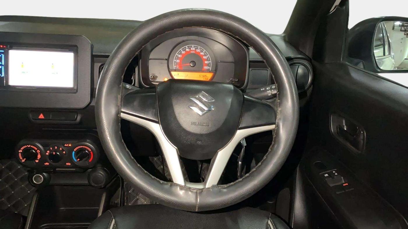 2017 Maruti IGNIS SIGMA 1.2, Petrol, Manual, 57,391 km, Steering Wheel Close Up