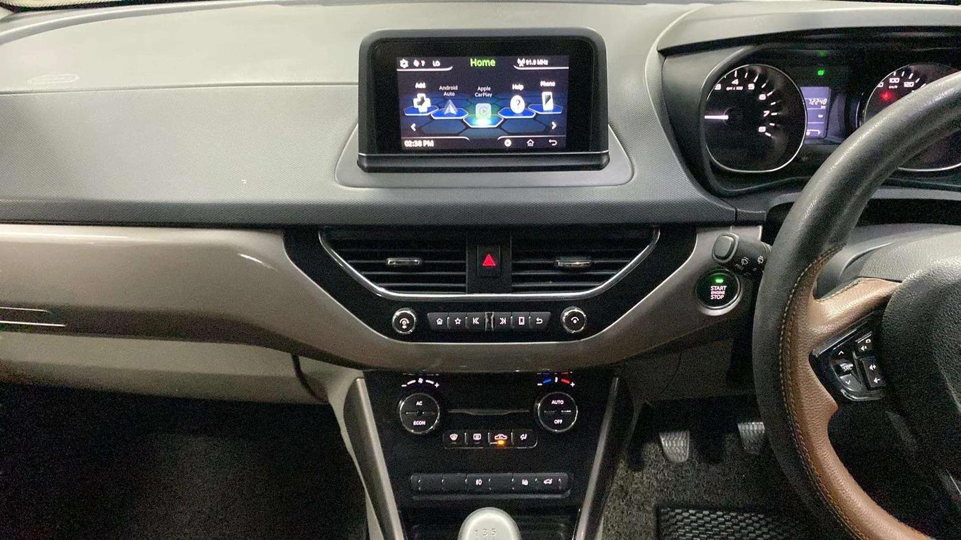 2018 Tata NEXON XZ PLUS PETROL, Petrol, Manual, 72,283 km, Air Conditioner