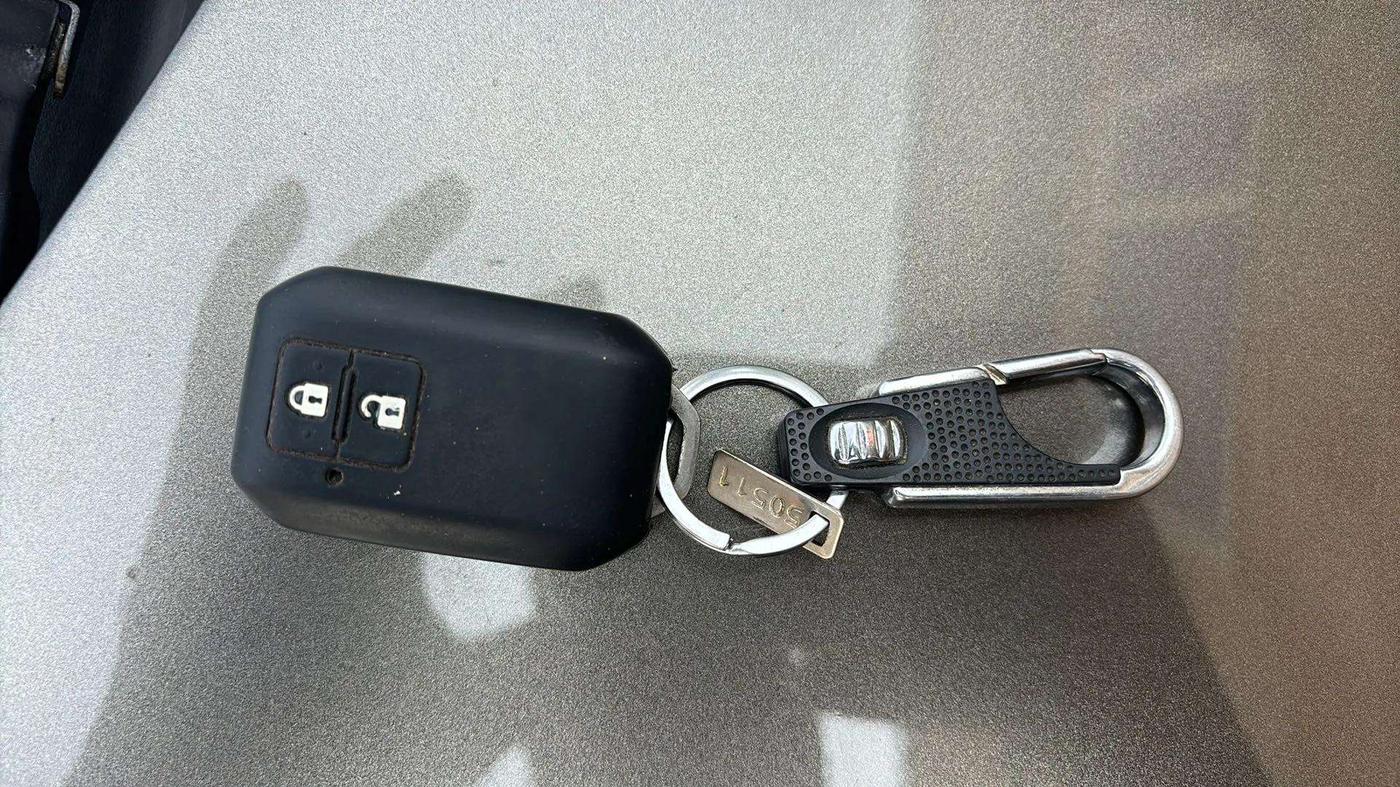 2021 Maruti Baleno ZETA PETROL 1.2, Petrol, Manual, 17,225 km, Key Close Up
