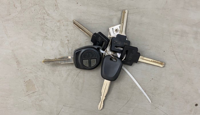 2021 Maruti S PRESSO VXI+, Petrol, Manual, 39,354 km, Key Close Up