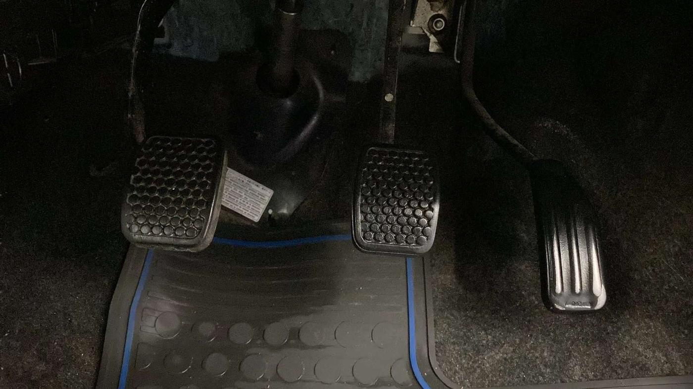 2013 Maruti Alto 800 LXI, Petrol, Manual, 22,080 km, Pedals