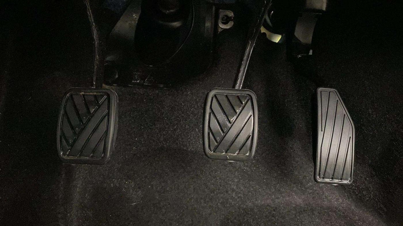 2024 Maruti IGNIS SIGMA 1.2, Petrol, Manual, 1,531 km, Pedals
