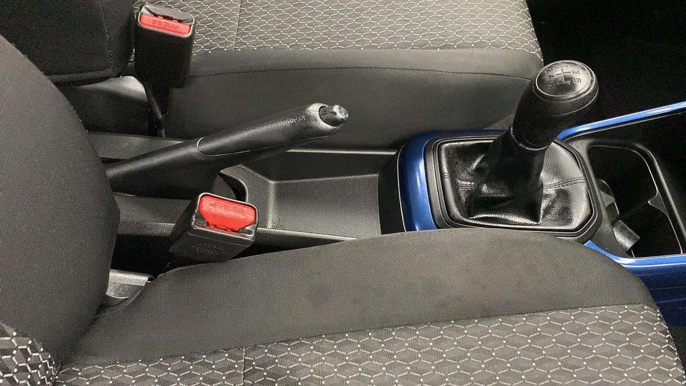 2024 Maruti IGNIS SIGMA 1.2, Petrol, Manual, 1,531 km, Gear Lever