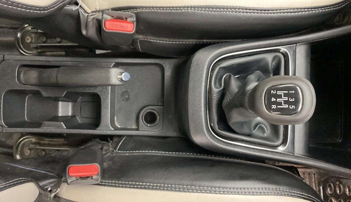 2022 Tata PUNCH ADVENTURE RHYTHM PACK MT, Petrol, Manual, 38,200 km, Gear Lever