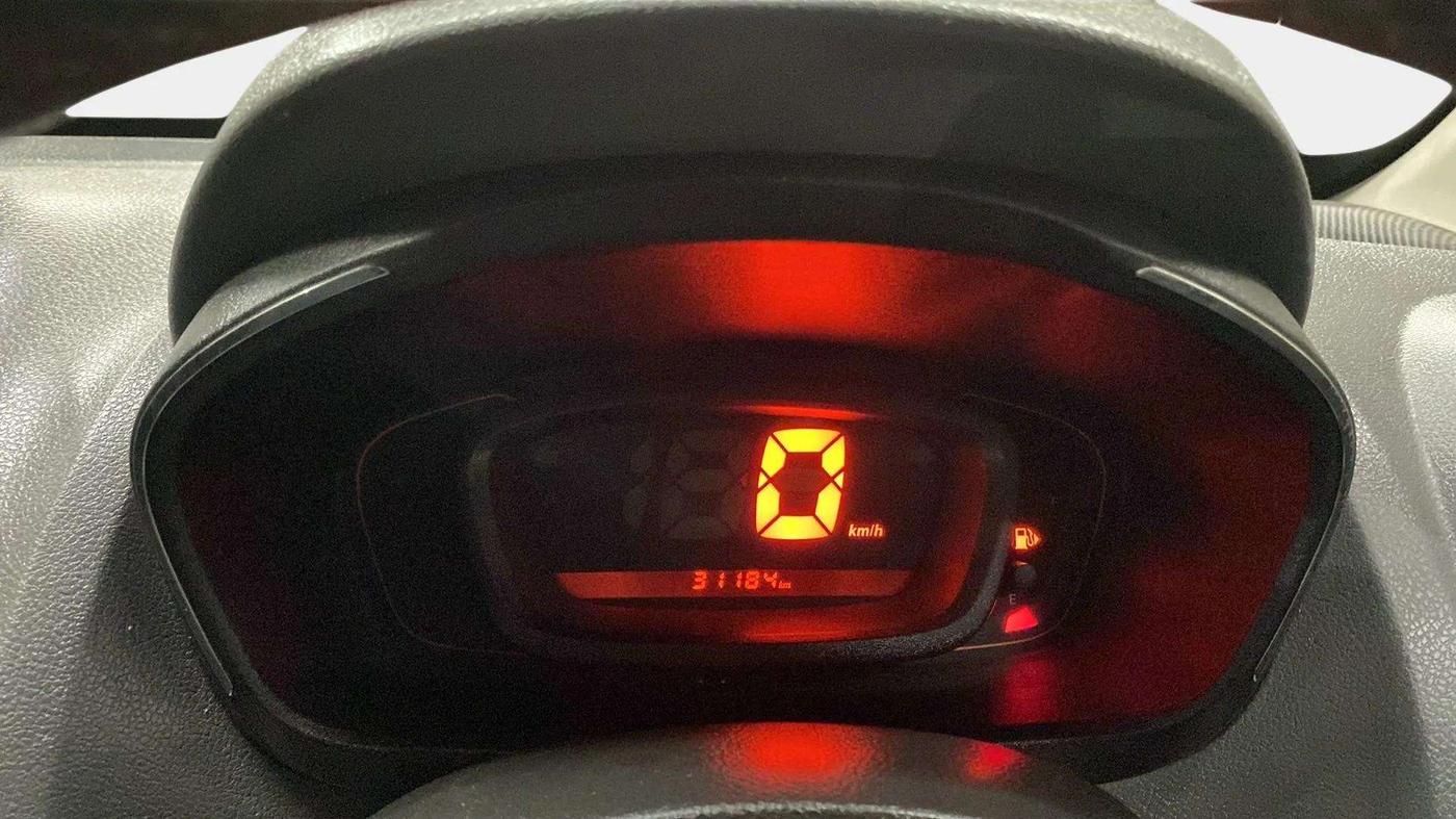 2017 Renault Kwid RXT 0.8, Petrol, Manual, 31,289 km, Odometer Image