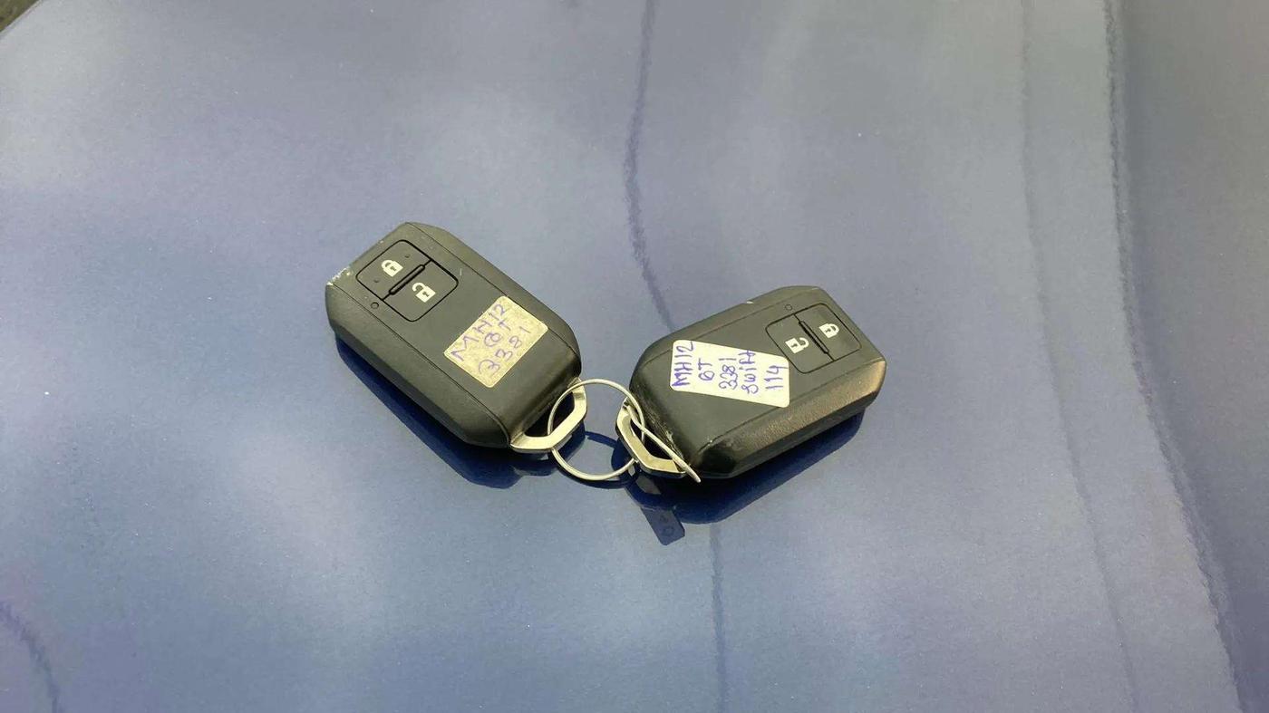 2018 Maruti Swift ZXI PLUS, Petrol, Manual, 42,426 km, Key Close Up