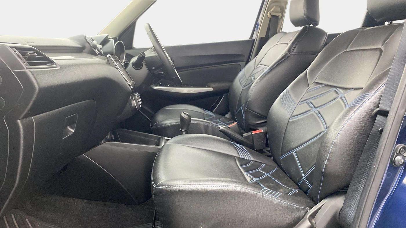 2018 Maruti Swift ZXI PLUS, Petrol, Manual, 42,426 km, Right Side Front Door Cabin