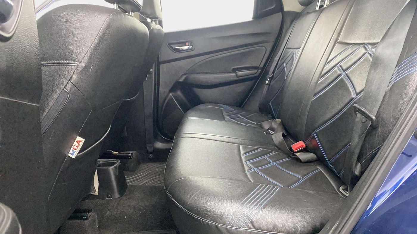 2018 Maruti Swift ZXI PLUS, Petrol, Manual, 42,426 km, Right Side Rear Door Cabin