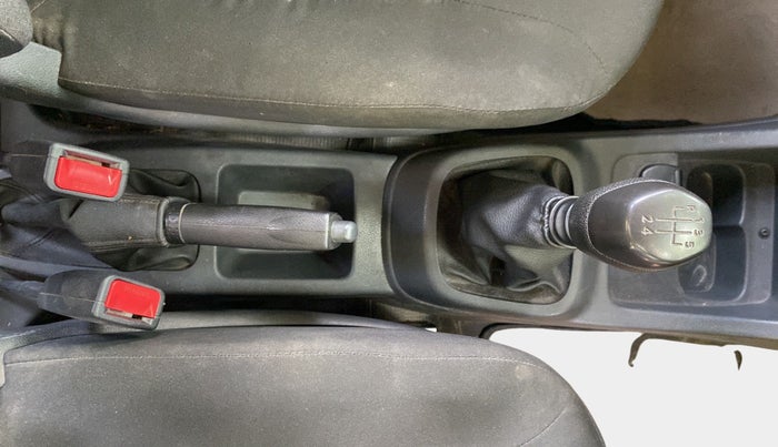 2016 Renault Kwid RXT 0.8, Petrol, Manual, 44,221 km, Gear Lever