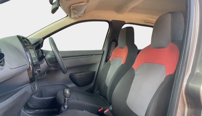 2016 Renault Kwid RXT 0.8, Petrol, Manual, 44,221 km, Right Side Front Door Cabin
