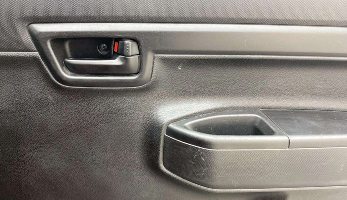2021 Maruti S PRESSO VXI+, Petrol, Manual, 37,959 km, Driver Side Door Panels Control