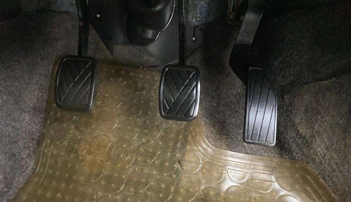 2015 Maruti Celerio VXI, Petrol, Manual, 57,653 km, Pedals