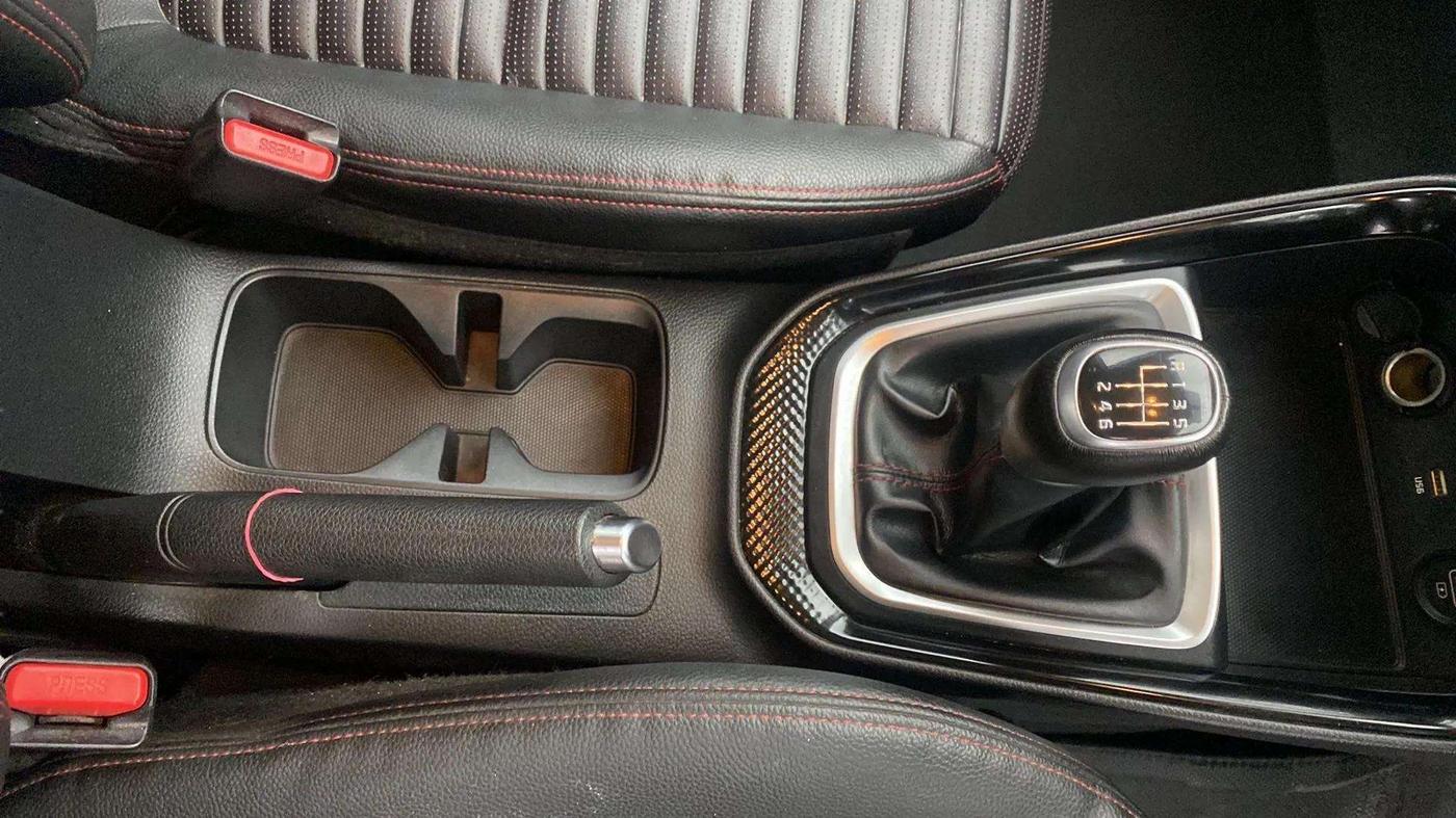 2020 KIA SONET GTX PLUS 1.0 IMT, Petrol, Manual, 32,944 km, Gear Lever