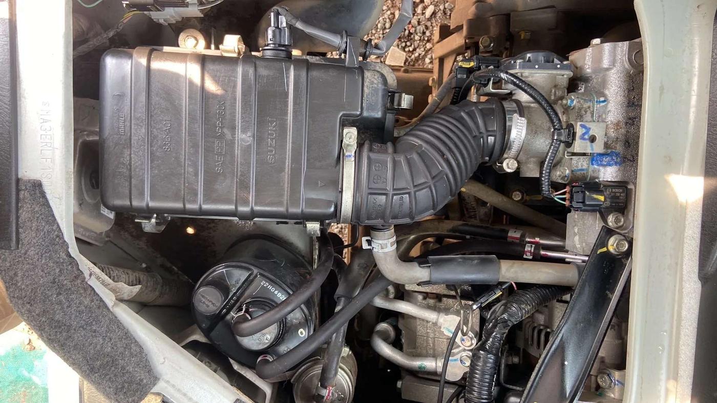 2022 Maruti Eeco 5 STR AC (O), Petrol, Manual, 11,982 km, Open Bonet