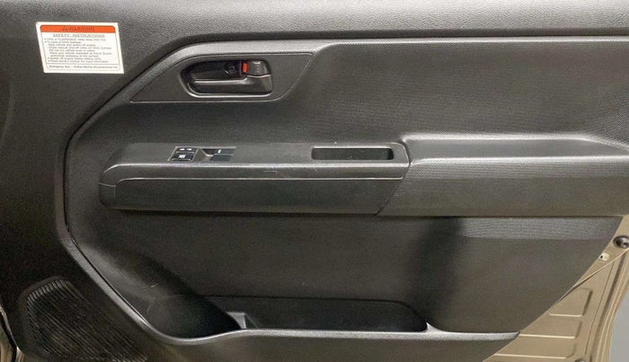 2019 Maruti New Wagon-R LXI CNG 1.0, CNG, Manual, 23,290 km, Driver Side Door Panels Control