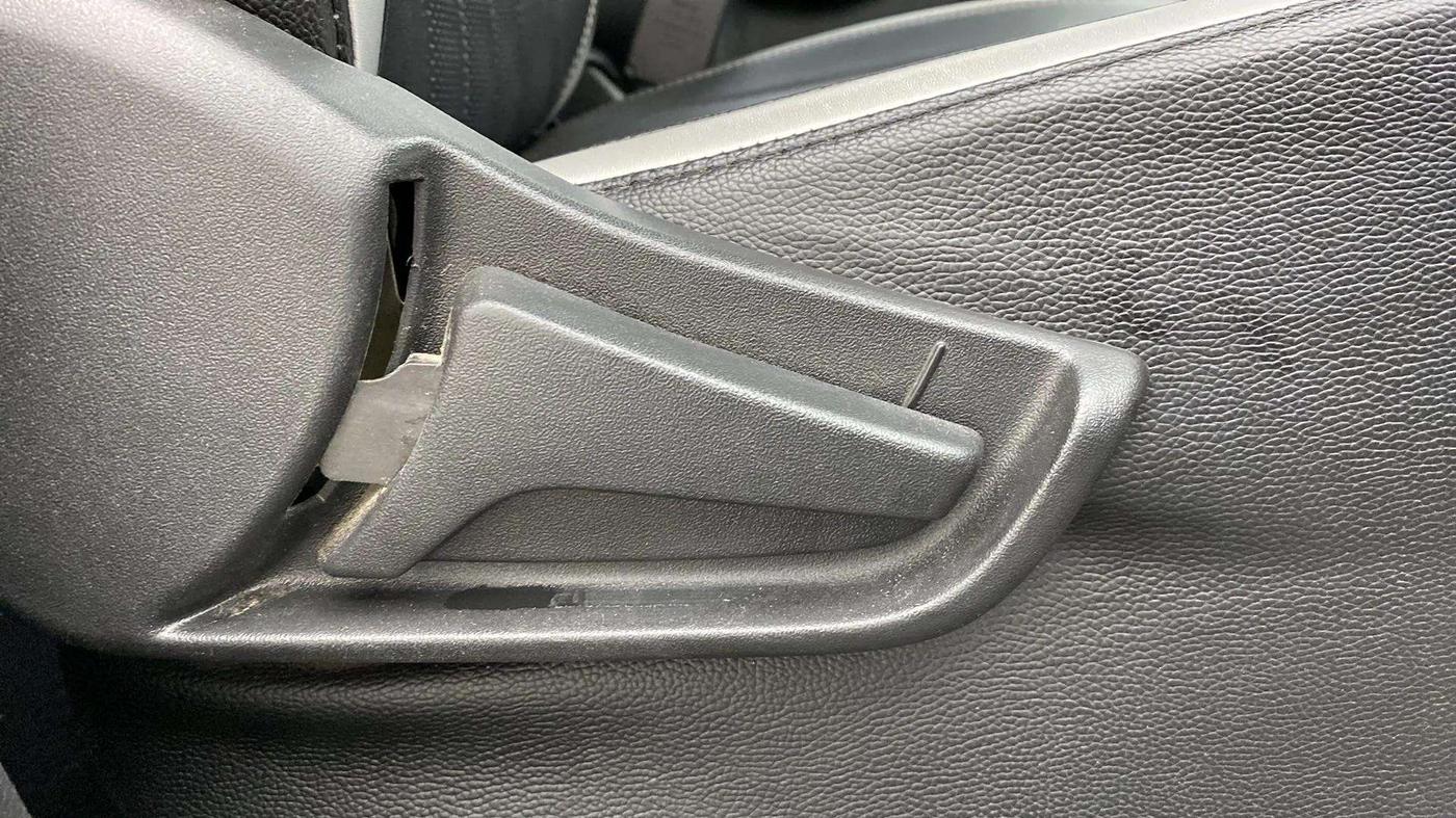 2020 Maruti S PRESSO VXI+, Petrol, Manual, 17,015 km, Driver Side Adjustment Panel