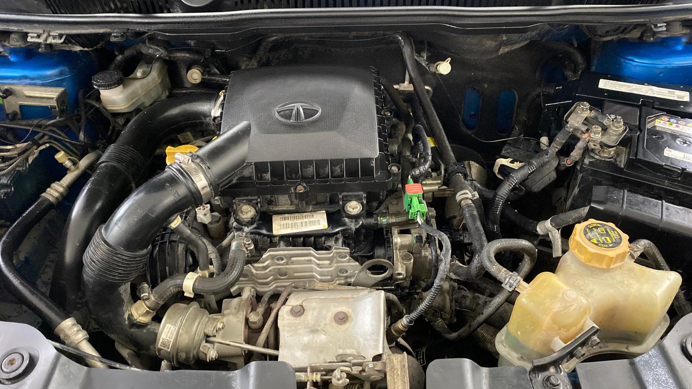2018 Tata NEXON XE PETROL, Petrol, Manual, 84,911 km, Engine View