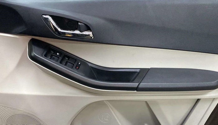 2022 Tata Tiago XZ PLUS CNG, CNG, Manual, 77,773 km, Driver Side Door Panels Control