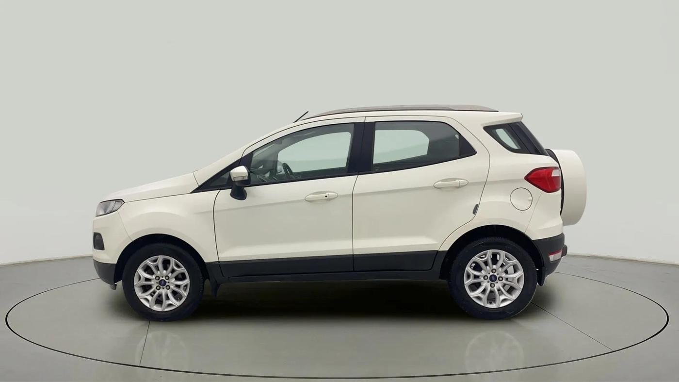 2015 Ford Ecosport TITANIUM+ 1.0L ECOBOOST, Petrol, Manual, 1,08,945 km, Left Side