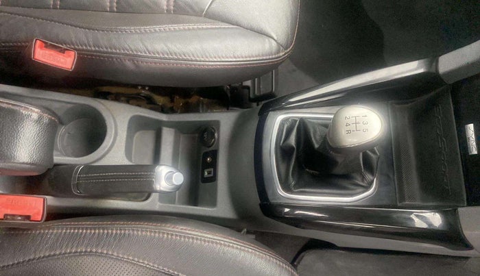 2015 Ford Ecosport TITANIUM+ 1.0L ECOBOOST, Petrol, Manual, 1,08,945 km, Gear Lever