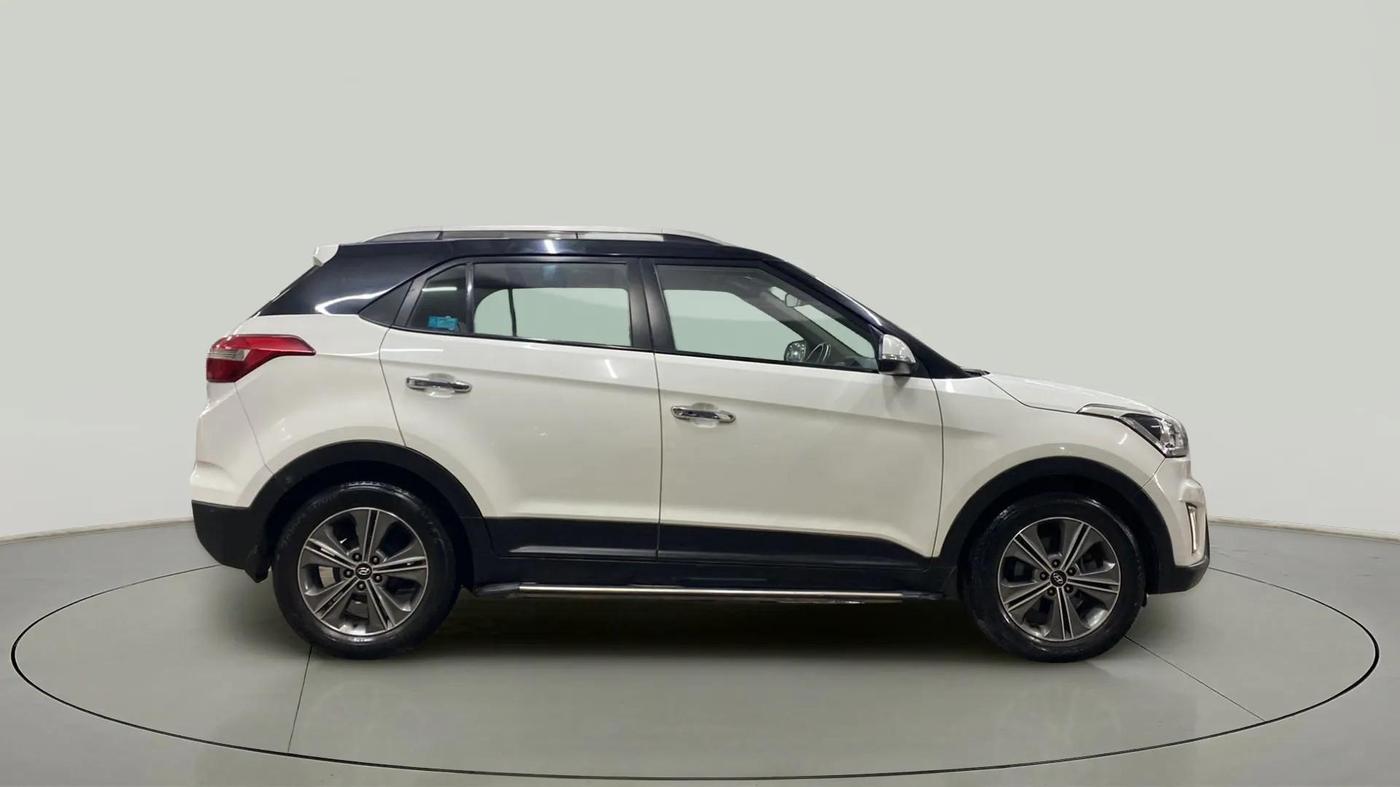 2017 Hyundai Creta SX PLUS AT 1.6 PETROL, Petrol, Automatic, 82,050 km, Right Side View