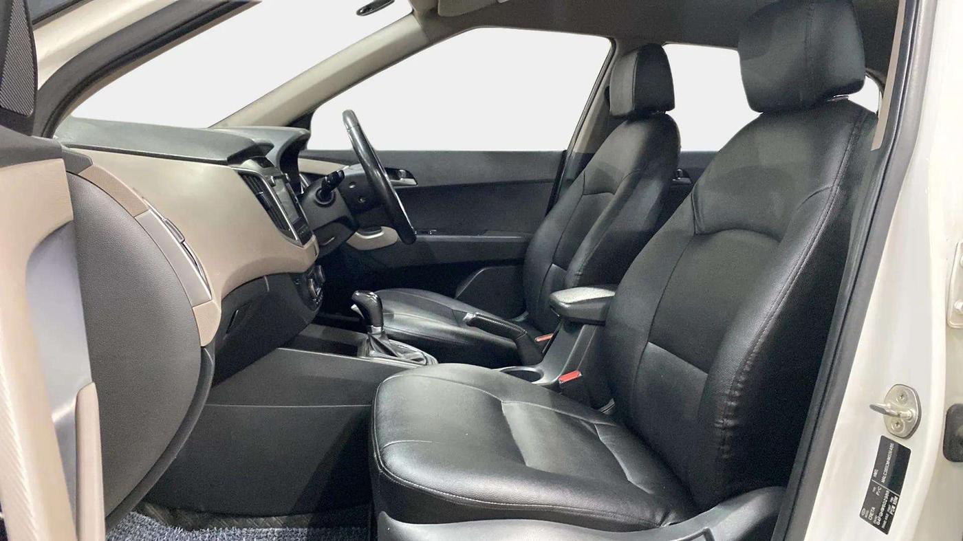 2017 Hyundai Creta SX PLUS AT 1.6 PETROL, Petrol, Automatic, 82,050 km, Right Side Front Door Cabin