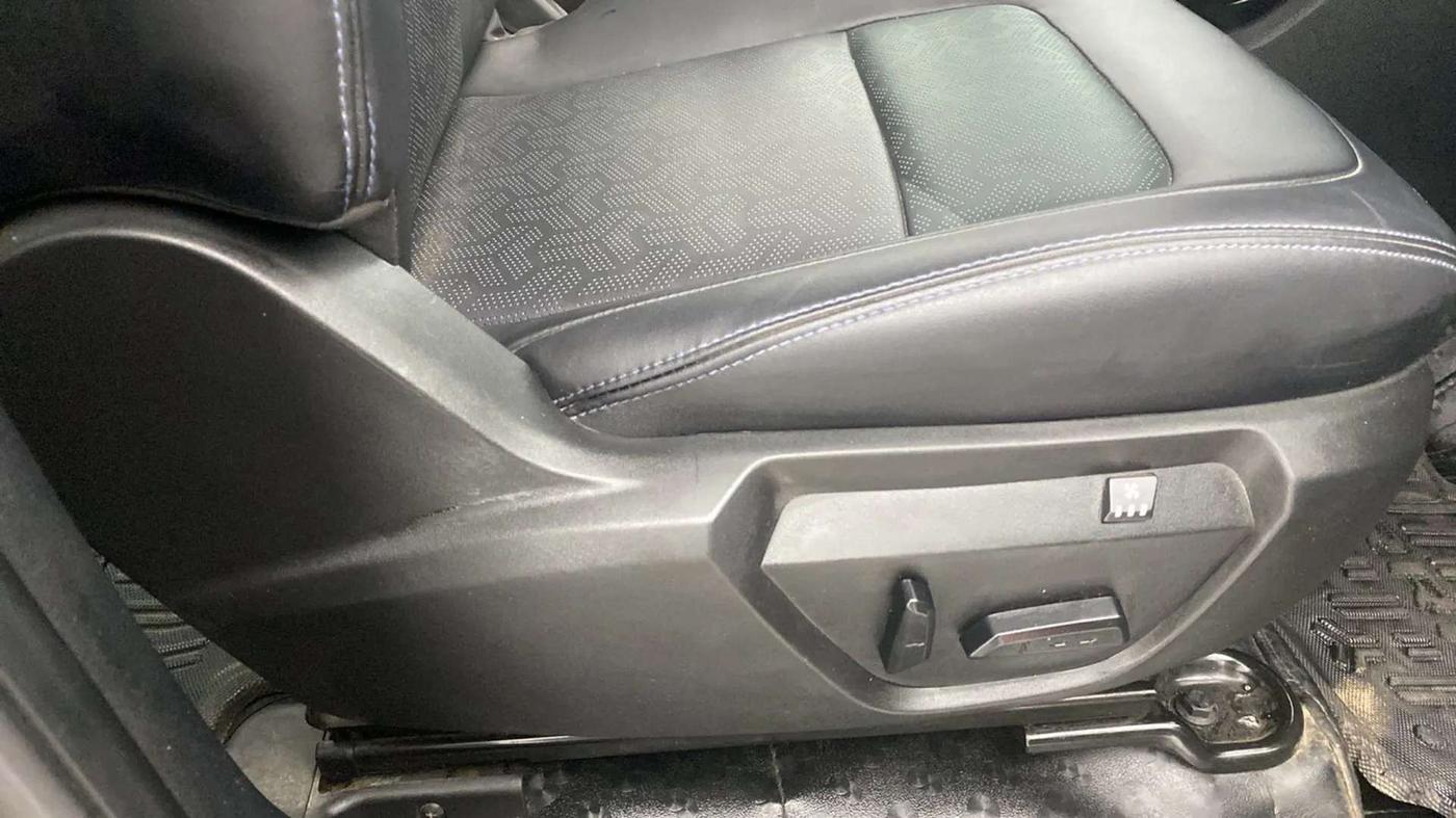 2022 Tata Harrier XZ PLUS 2.0L DARK EDITION, Diesel, Manual, 18,669 km, Driver Side Adjustment Panel