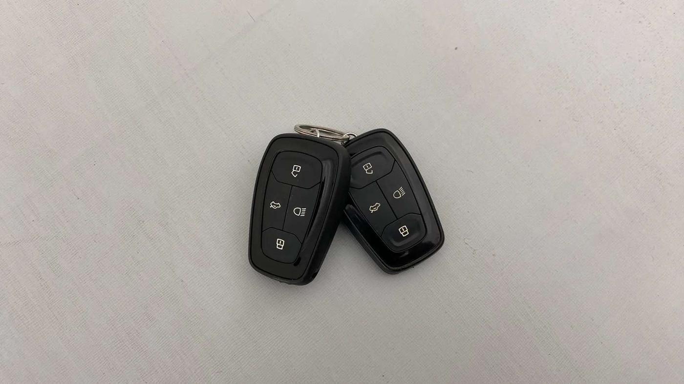 2022 Tata Harrier XZ PLUS 2.0L DARK EDITION, Diesel, Manual, 18,669 km, Key Close Up