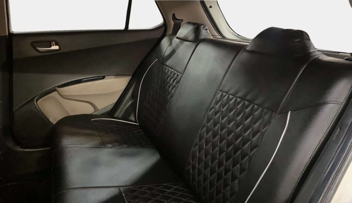 2014 Hyundai Grand i10 SPORTZ 1.2 KAPPA VTVT, Petrol, Manual, 90,576 km, Right Side Rear Door Cabin