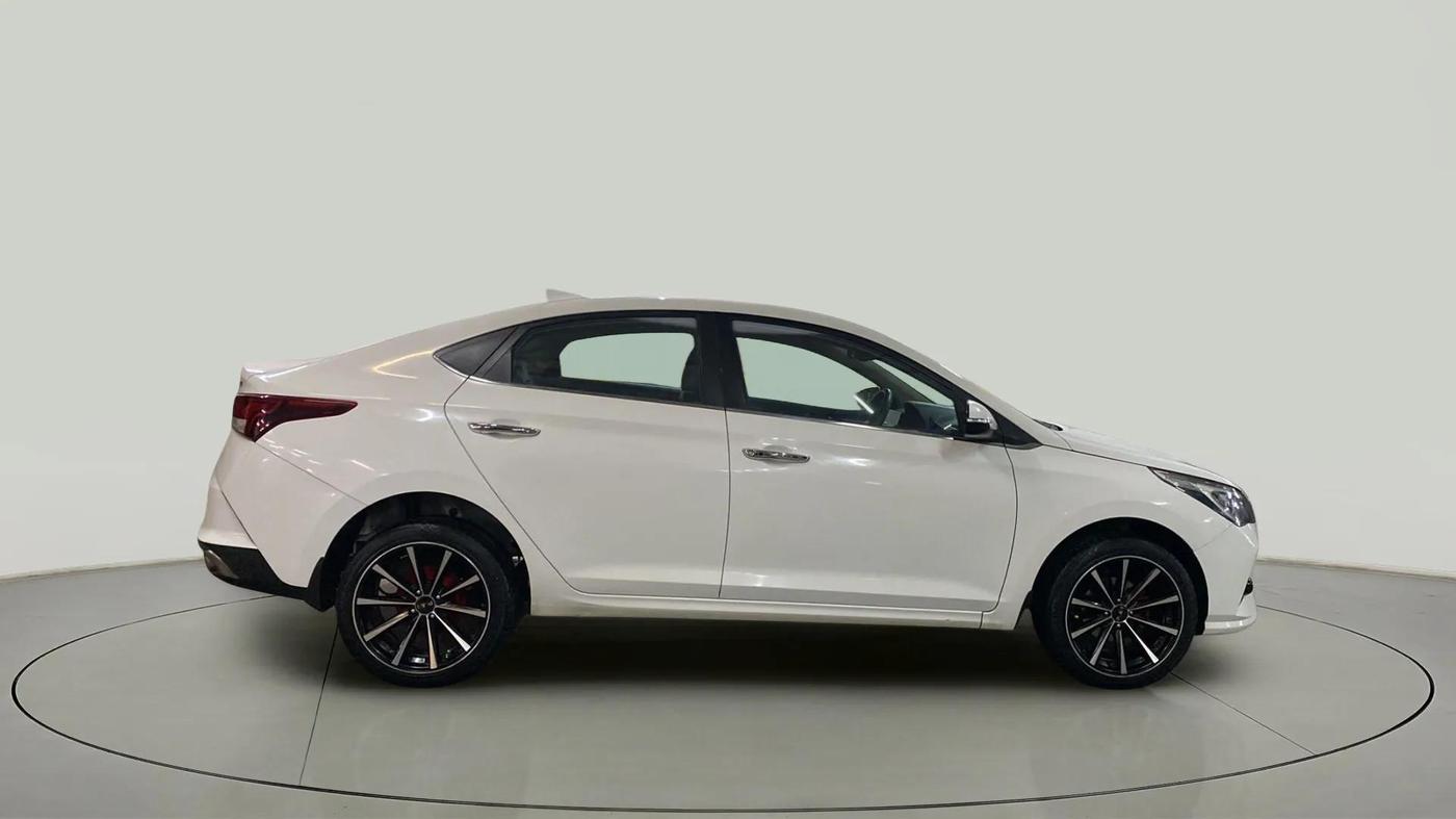 2021 Hyundai Verna SX 1.5 VTVT, Petrol, Manual, 56,306 km, Right Side View