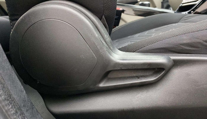 2021 Tata NEXON XZ PETROL, Petrol, Manual, 39,247 km, Driver Side Adjustment Panel