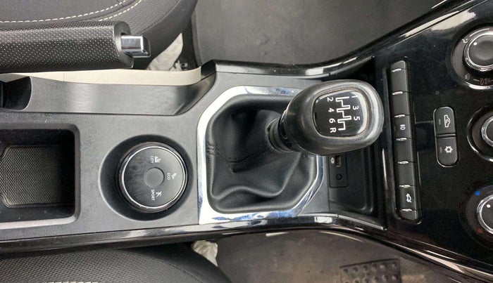 2021 Tata NEXON XZ PETROL, Petrol, Manual, 39,247 km, Gear Lever