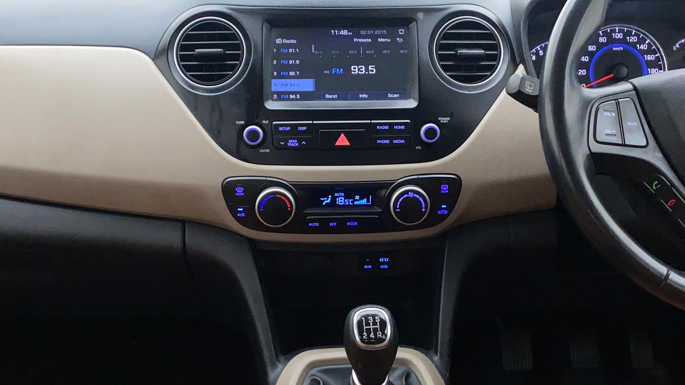 2017 Hyundai Grand i10 ASTA 1.2 KAPPA VTVT, Petrol, Manual, 23,992 km, Air Conditioner