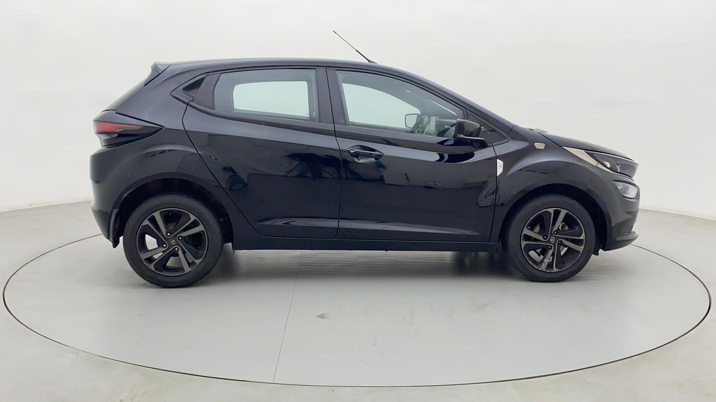 2022 Tata ALTROZ XZA PLUS DARK EDTION, Petrol, Automatic, 34,744 km, Right Side View
