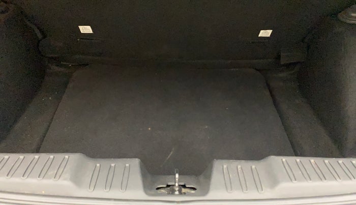 2022 Tata ALTROZ XZA PLUS DARK EDTION, Petrol, Automatic, 34,744 km, Boot Inside