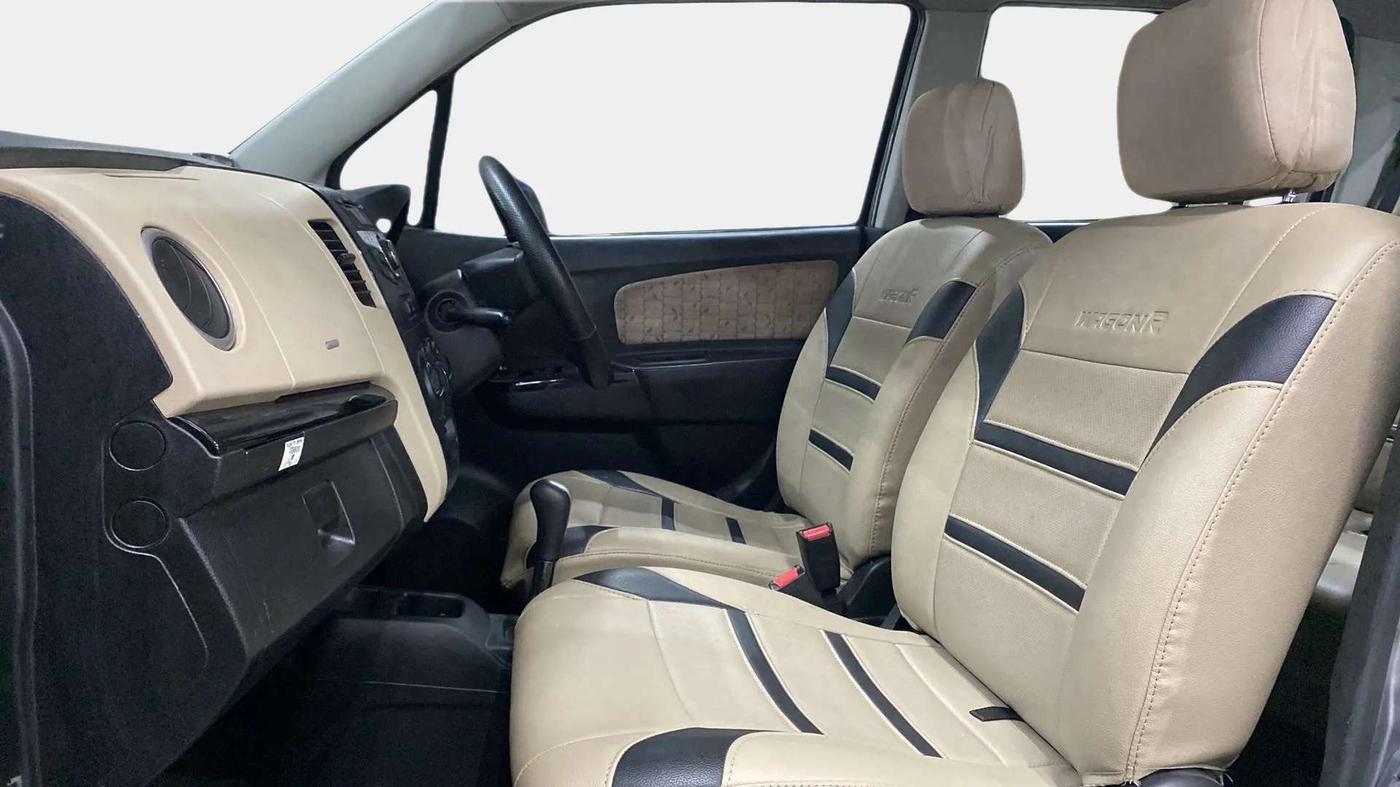2017 Maruti Wagon R 1.0 VXI+ AMT, Petrol, Automatic, 45,340 km, Right Side Front Door Cabin
