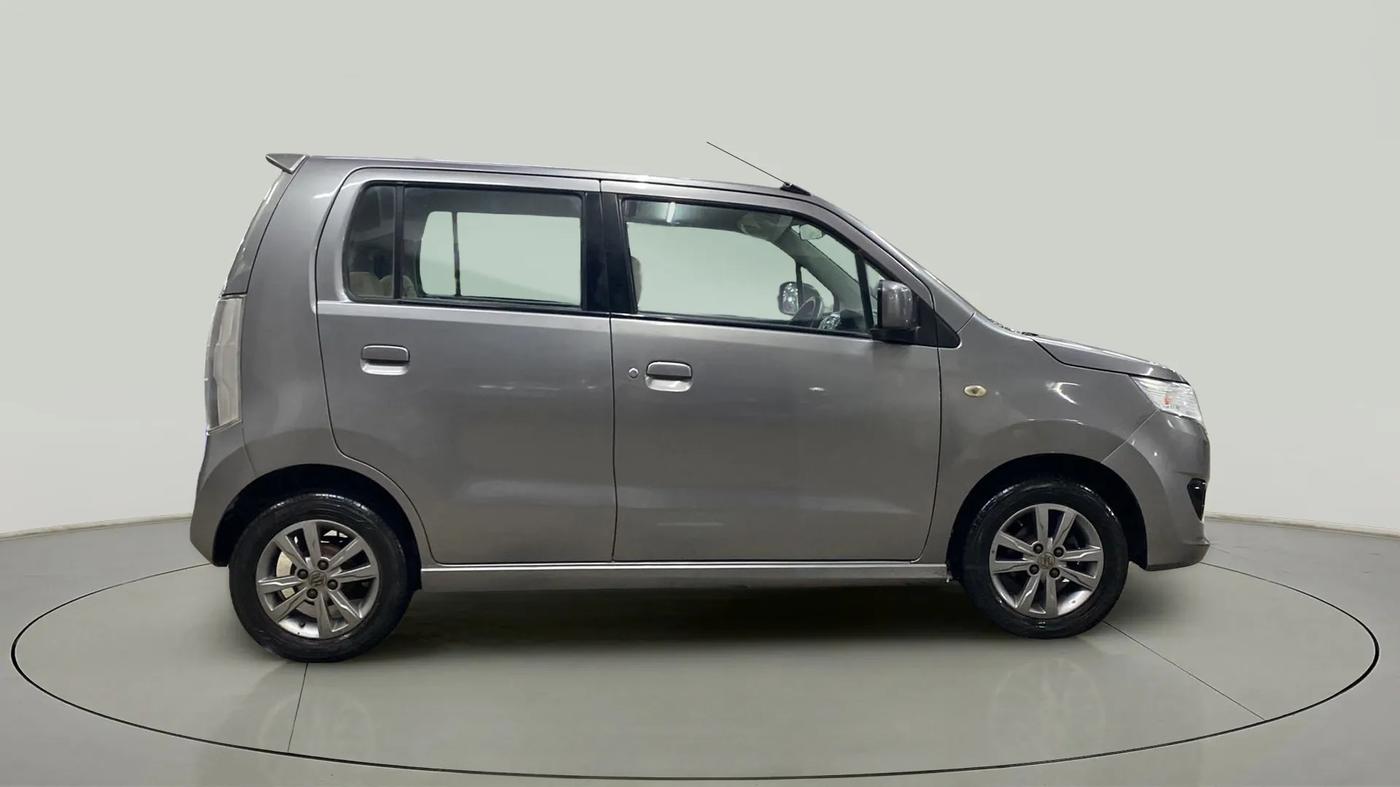 2017 Maruti Wagon R 1.0 VXI+ AMT, Petrol, Automatic, 45,340 km, Right Side View