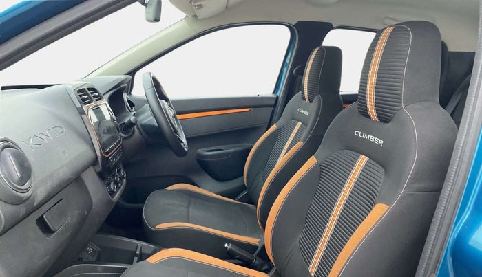 2020 Renault Kwid CLIMBER 1.0 AMT (O), Petrol, Automatic, 29,593 km, Right Side Front Door Cabin
