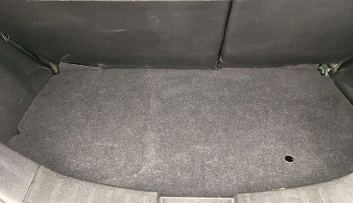2016 Maruti Wagon R 1.0 VXI, Petrol, Manual, 55,161 km, Boot Inside