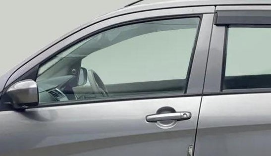 2020 Maruti Celerio VXI (O) CNG, CNG, Manual, 56,553 km, Front passenger door - Door visor damaged