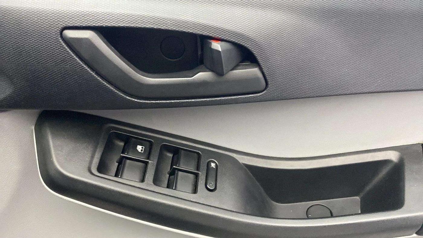 2022 Tata Tiago XT PETROL, Petrol, Manual, 30,302 km, Driver Side Door Panels Control